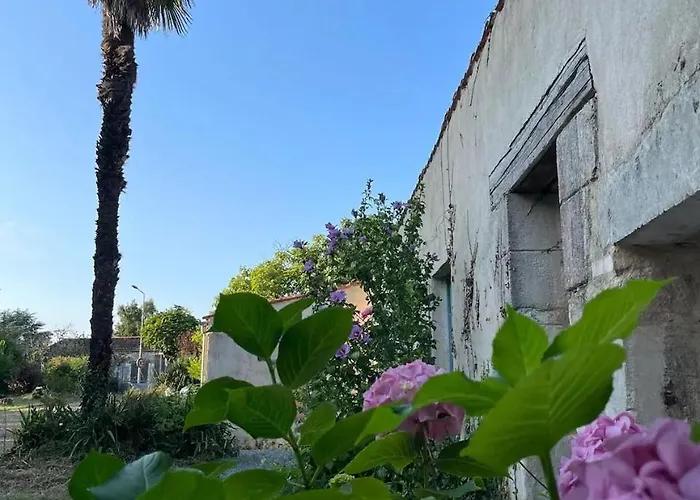 Apartahotel Domaine Manilea - Piscine - Proche Océan